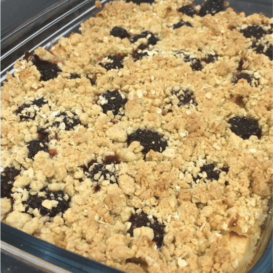 Apple and Blackberry Crumble.img